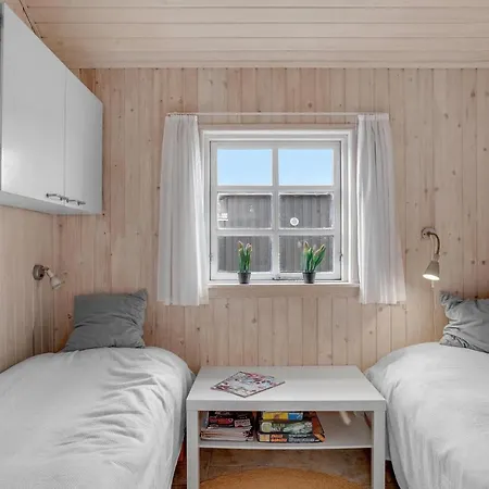 Tatil Evi Nice In With 2 Bedrooms And Wifi Mesinge